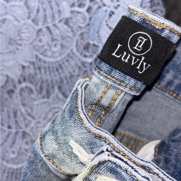 Women's Blue Lace Luvly Wide-Leg Lace Floral Jeans Size Medium Waist 32 - Picture 7 of 7